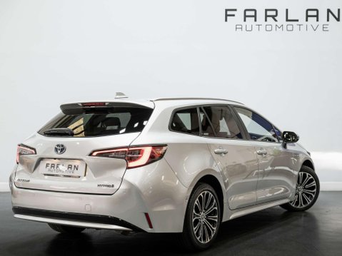 Toyota Corolla 1.8 VVT-h Design Touring Sports 5dr Petrol Hybrid CVT Euro 6 (s/s) (122 ps) 4