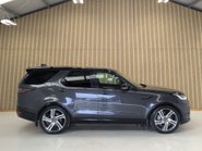 Land Rover Discovery 3.0 Discovery R-Dynamic SE D MHEV Auto 4WD 5dr 15