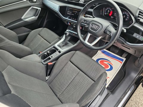 Audi Q3 1.5 Q3 Sport 35 TFSI Semi-Auto 5dr 18