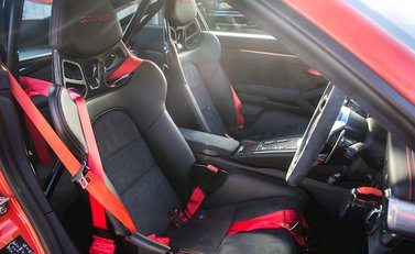 Porsche 911 GT3 RS (991) 12