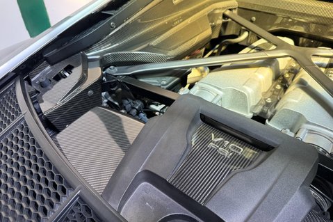 Audi R8 5.2 FSI V10 Plus S Tronic quattro Euro 6 (s/s) 2dr 24