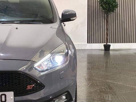 Ford Focus 2.0 TDCi ST-3 Euro 6 (s/s) 5dr 14