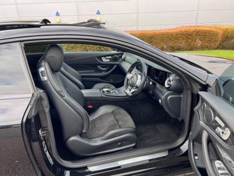 Mercedes-Benz E Class 2.0 E220d AMG Line (Premium) G-Tronic+ Euro 6 (s/s) 2dr 29