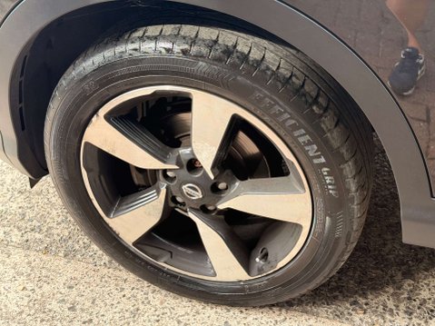 Nissan Qashqai 1.5 Qashqai N-Vision dCi 5dr 26