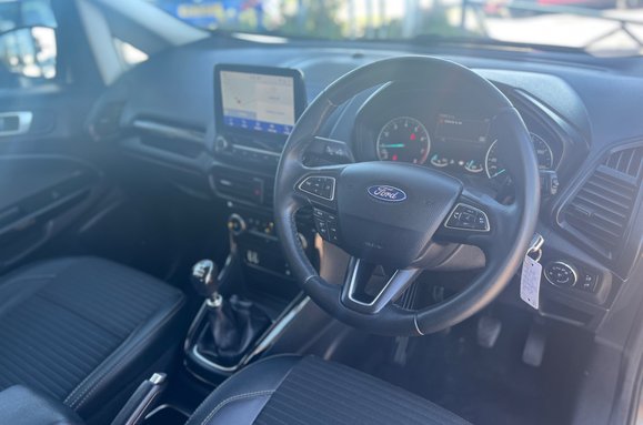 Ford Ecosport TITANIUM 18