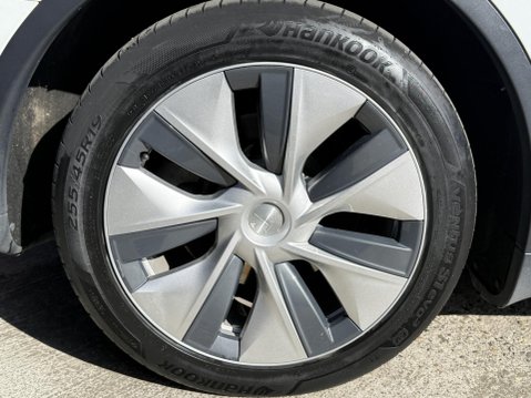 Tesla Model Y (Dual Motor) Long Range SUV 5dr Electric Auto 4WDE (384 bhp) 14