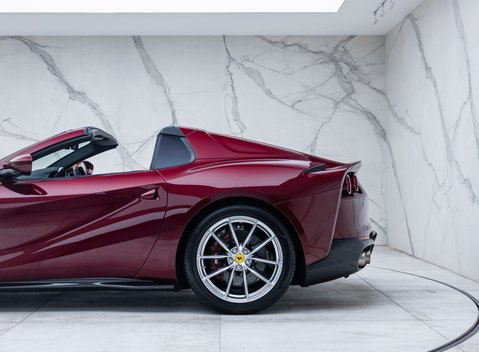 Ferrari 812 GTS 40