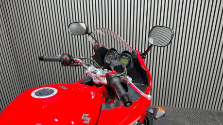 Suzuki Bandit GSF 650 2005 ONLY 15K MOT VERY CLEAN A2 RESTRICTABLE 650CC 21