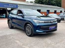 Volkswagen Tiguan 1.5 Tiguan Life TSi PHEV Semi-Auto 5dr 4