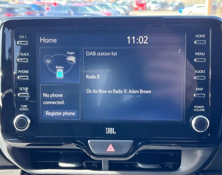 Toyota Yaris 1.5 Yaris Dynamic HEV CVT 5dr 32