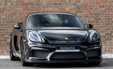 Porsche Cayman GT4 1