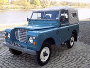 Land Rover 88 Series 111 Petrol + 7 Seats 3