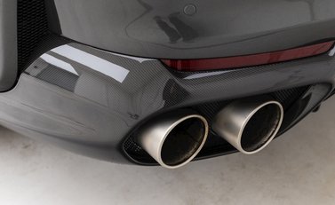 Ferrari 812 Superfast 27