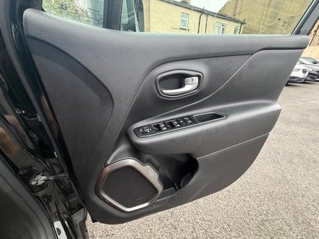 Jeep Renegade LIMITED 22