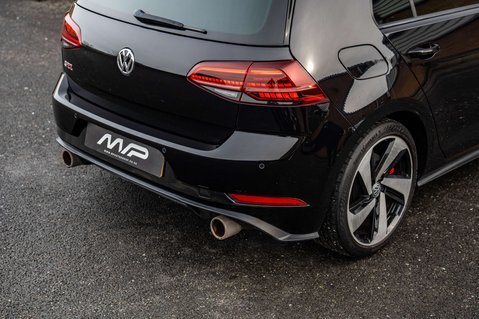Volkswagen Golf 2.0 Golf GTi Performance TSi 5dr 41