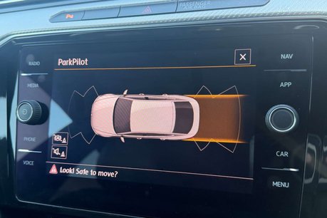 Volkswagen Arteon 2.0 Arteon R-Line TSi Semi-Auto 5dr 53