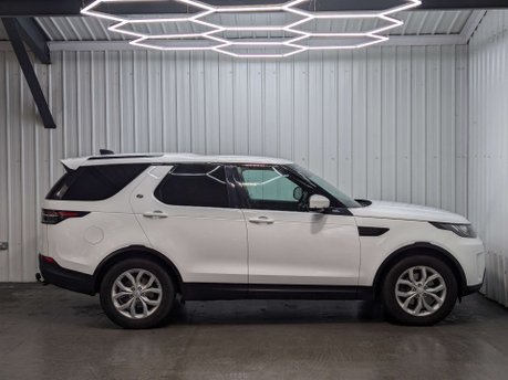 Land Rover Discovery 3.0 Discovery S TD6 Auto 4WD 15