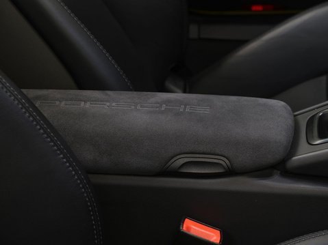 Porsche Boxster 2.7 981 PDK Euro 6 (s/s) 2dr 19