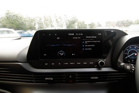 Hyundai i20 T-GDI PREMIUM MHEV 28