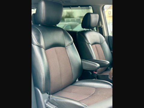 Nissan Elgrand HIGHWAY STAR+GRADE 4B+4WD+WAX OIL+ 7