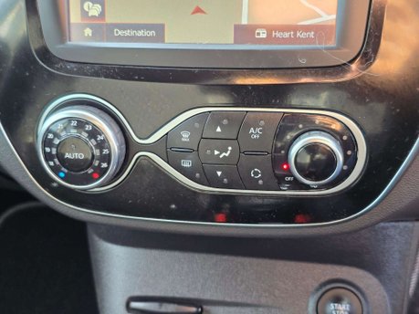 Renault Captur 1.2 TCe ENERGY Dynamique S Nav SUV 5dr Petrol EDC Euro 6 (s/s) (120 ps) 32