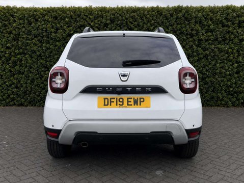 Dacia Duster 1.6 SCe Comfort SUV 5dr Petrol Manual Euro 6 (s/s) (115 ps) 9