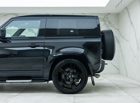 Land Rover Defender 90 V8 P525 31