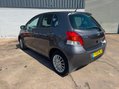 Toyota Yaris 1.33 Dual VVT-i SR Euro 4 (s/s) 5dr 4
