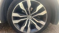 Volkswagen Tiguan 1.5 TSI EVO R-Line Tech SUV 5dr Petrol DSG Euro 6 (s/s) (150 ps) 33