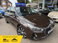 Hyundai i30 1.6 CRDi Blue Drive Premium Euro 6 (s/s) 5dr 1