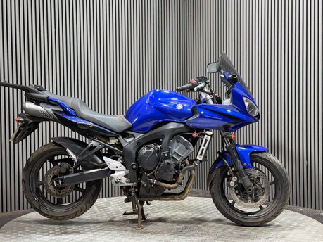 Yamaha FZ 2007 29K PROJECT COMMUTER BIKE 600CC SPARES OR REPAIR