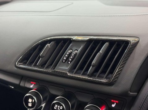 Audi R8 5.2 FSI V10 Performance Coupe 2dr Petrol S Tronic quattro Euro 6 (s/s) (620 42