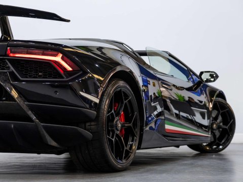 Lamborghini Huracan 5.2 V10 LP 640-4 Performante Spyder LDF 4WD Euro 6 (s/s) 2dr 38