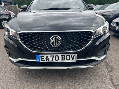 MG ZS 44.5kWh Exclusive Auto 5dr 9
