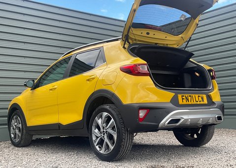 Kia Stonic 1.0 T-GDI GT-LINE ISG MHEV 17