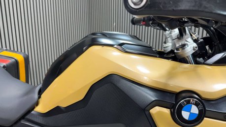 BMW F750GS 2018 ADVENTURE BIKE FULL LUGGAGE 30K NEW MOT 850CC 31