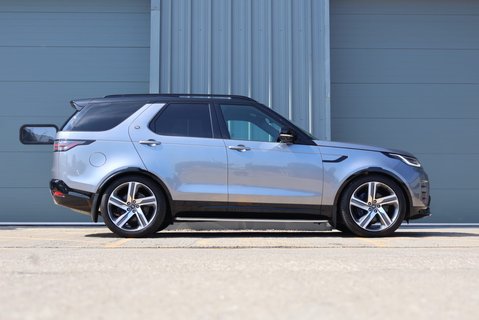 Land Rover Discovery COMMERCIAL DYNAMIC HSE REAR SEAT CONVERSION STYLED BY SEEKER  9