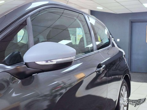 Peugeot 208 1.2 PureTech Active Euro 6 3dr 58