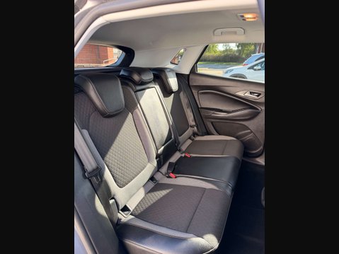 Vauxhall Grandland X 1.2 Grandland X Sport Nav T S/S 5dr 26