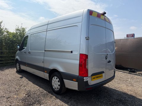 Mercedes-Benz Sprinter 2.0 315 CDI Premium RWD L2 H2 Euro 6 (s/s) 5dr 6