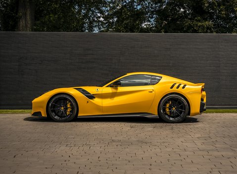 Ferrari F12 TDF 44