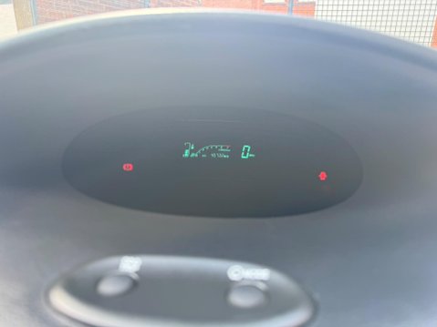 Toyota Yaris 1.0 VVT-i T3 5dr 28