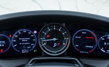 Porsche 911 Targa 4S (992) 23