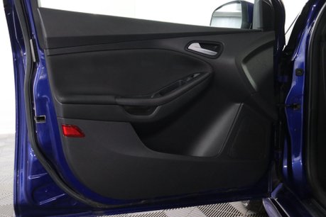 Ford Focus ST-LINE X 44
