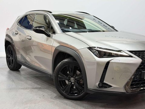 Lexus Ux 2.0 250h SUV 5dr Petrol Hybrid E-CVT Euro 6 (s/s) (184 ps) 6