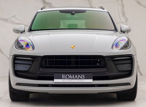 Porsche Macan GTS 4