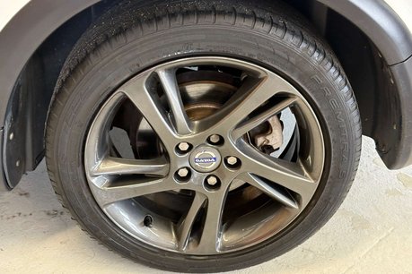 Volvo C30 1.6D DRIVe SE Sports Coupe 3dr Diesel Manual Euro 5 (s/s) (115 ps) 54