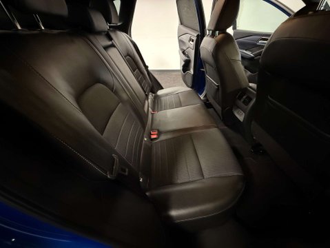Nissan Qashqai 1.3 Qashqai Tekna DiG-T MHEV CVT 5dr 38