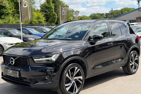 Volvo XC40 D4 R-DESIGN PRO AWD 7