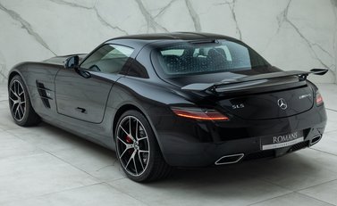 Mercedes-Benz SLS AMG GT FINAL EDITION 14